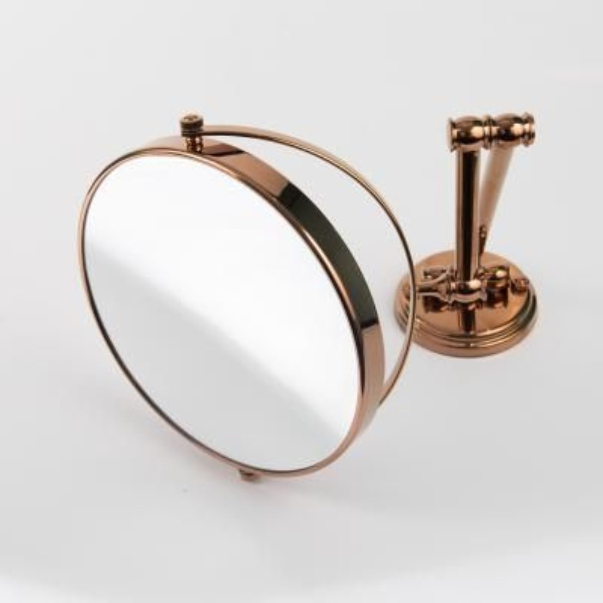 Bathroom Shaving or Make Up Mirrors