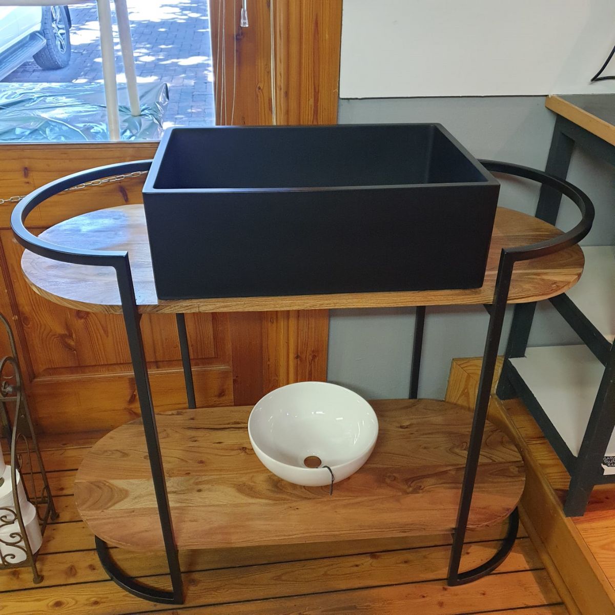 Vanity 1 Wood and Steel