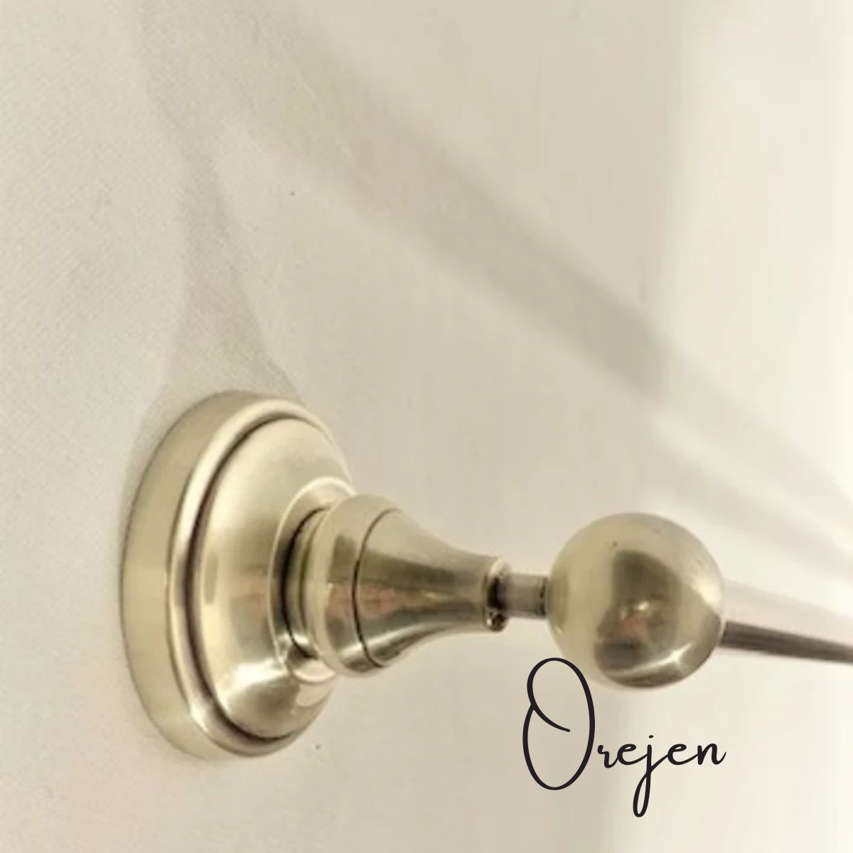 Raised Round Toilet Towel Rail