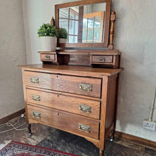 Load image into Gallery viewer, Traditional Vintage Old Hole Hider Drop Handle
