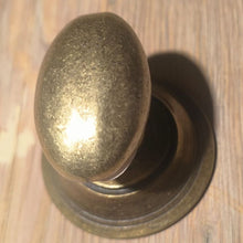Load image into Gallery viewer, Cupboard door knob - Large oval
