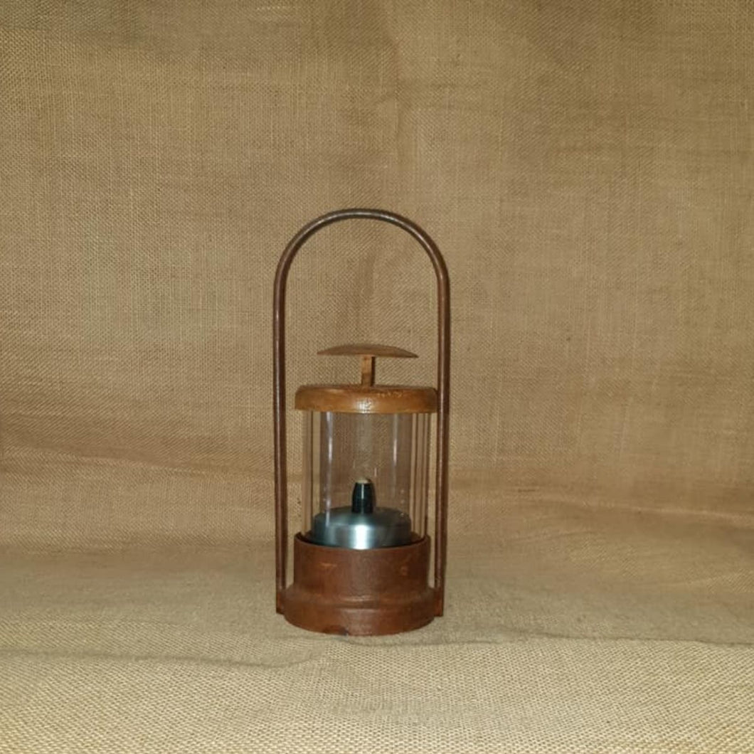 OIL LANTERN 8