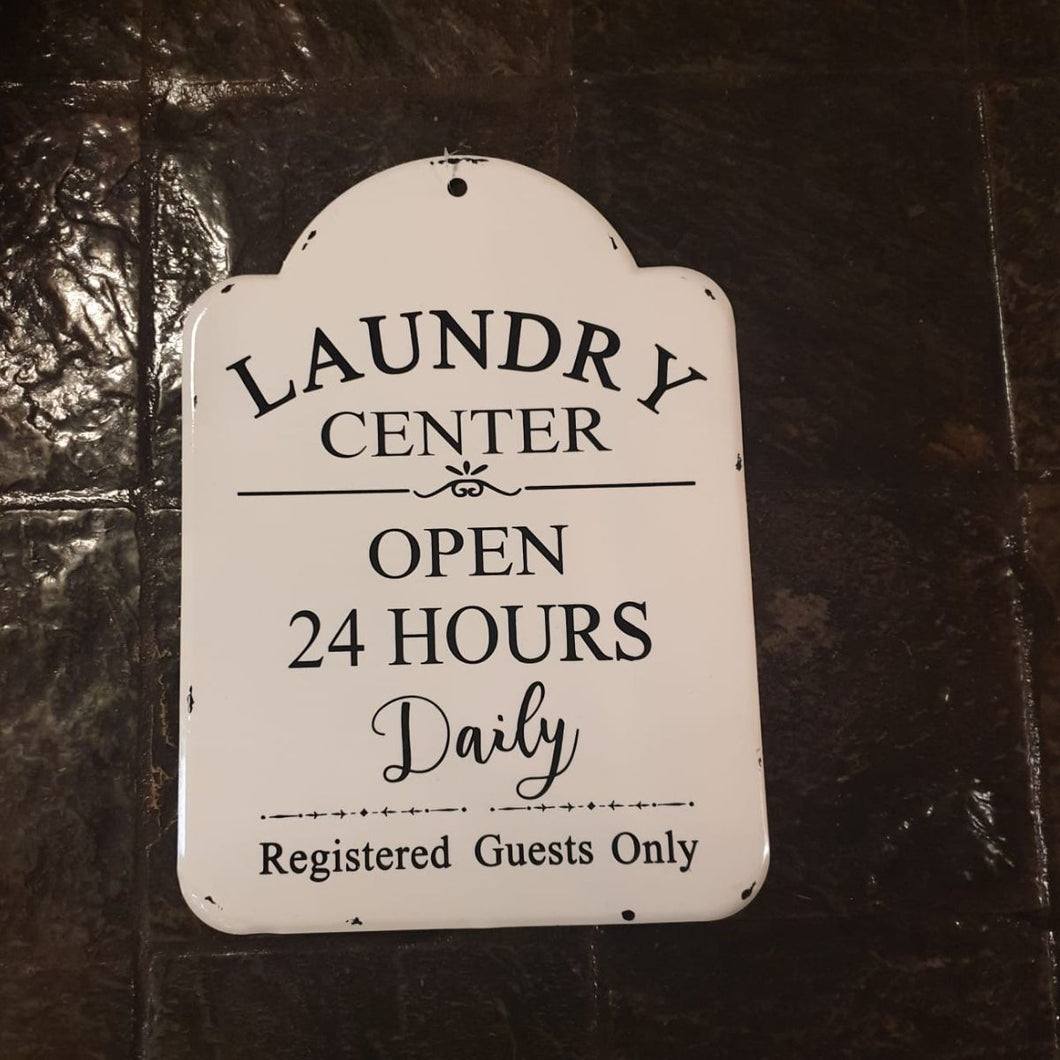 Laundry Sign Curved Top