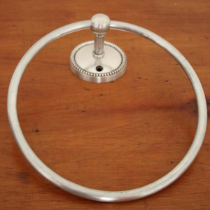 Beaded Round Towel Ring Pewter