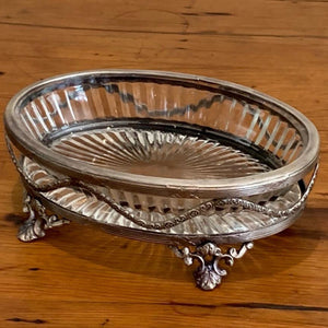 Soap Dish with Filigree and glass